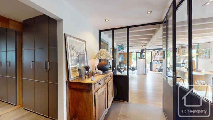 Image No.21-4 Bed Property for sale