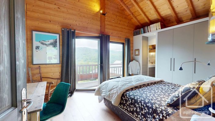 Image No.26-4 Bed Property for sale