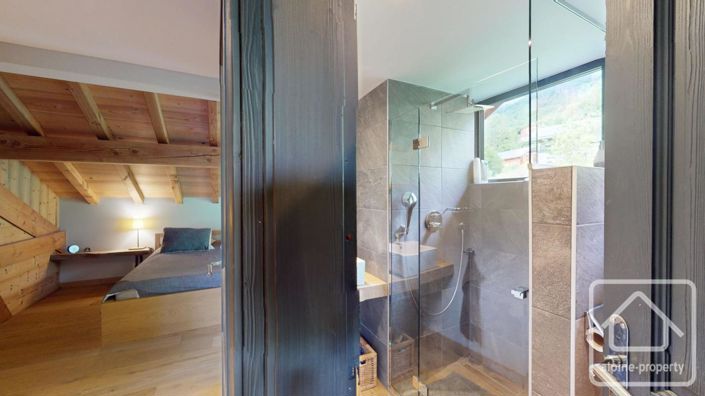 Image No.32-4 Bed Property for sale