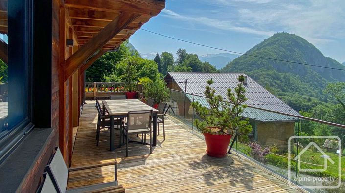 Image No.40-4 Bed Property for sale