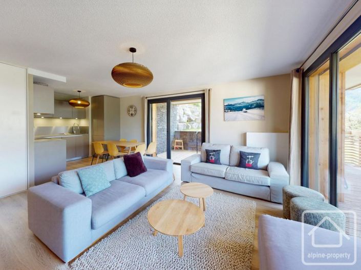 Image No.1-3 Bed Apartment for sale