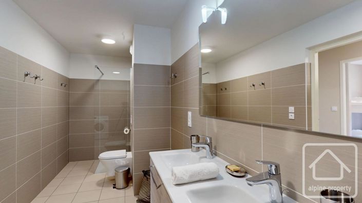 Image No.15-3 Bed Apartment for sale