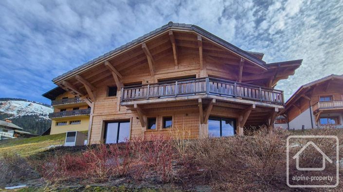 Image No.30-4 Bed Property for sale