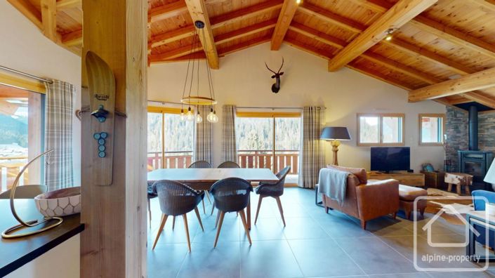 Image No.7-4 Bed Property for sale