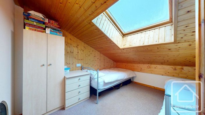 Image No.12-2 Bed Apartment for sale