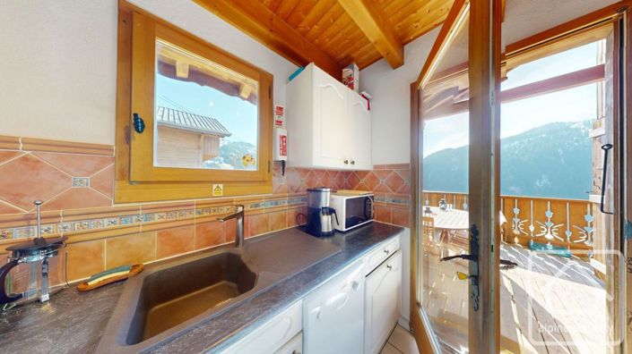 Image No.15-4 Bed Property for sale