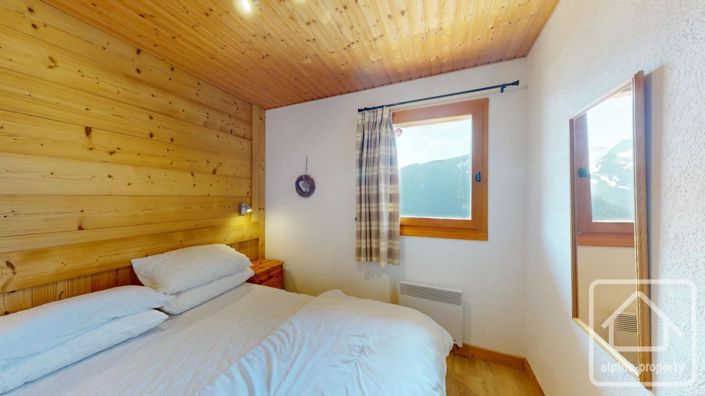 Image No.24-4 Bed Property for sale