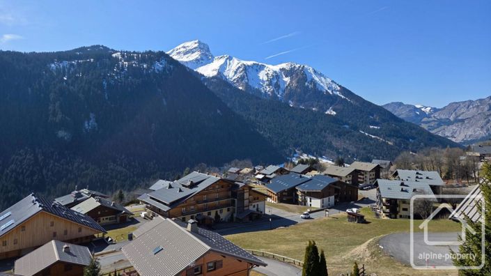 Image No.30-4 Bed Property for sale