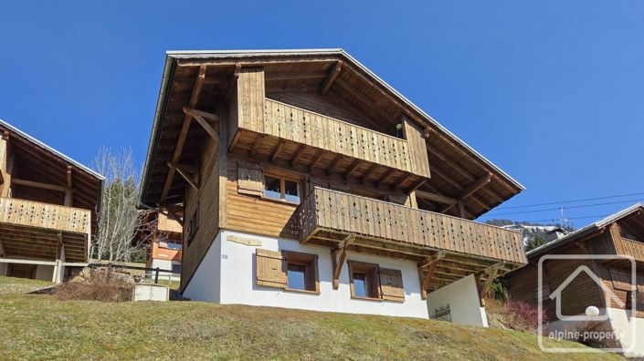 Image No.42-4 Bed Property for sale