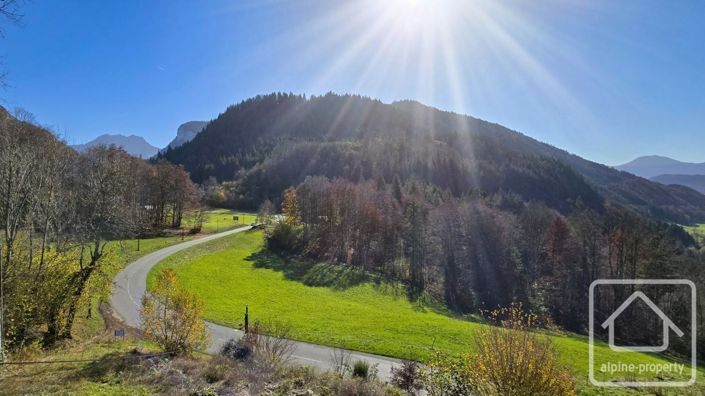 Image No.24-5 Bed Property for sale