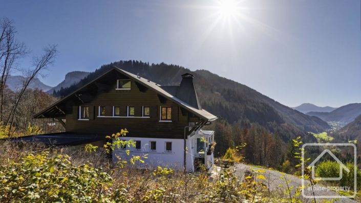 Image No.4-5 Bed Property for sale