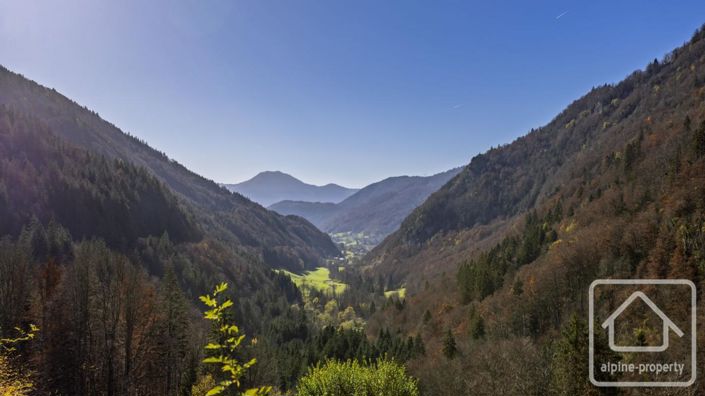 Image No.6-5 Bed Property for sale