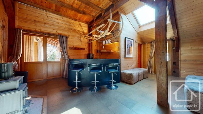 Image No.26-8 Bed Property for sale