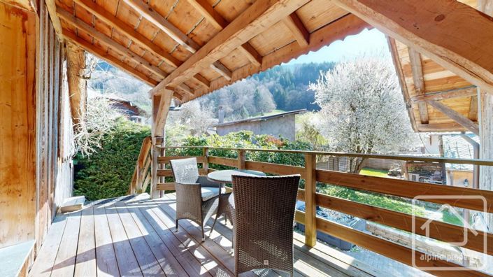 Image No.35-8 Bed Property for sale