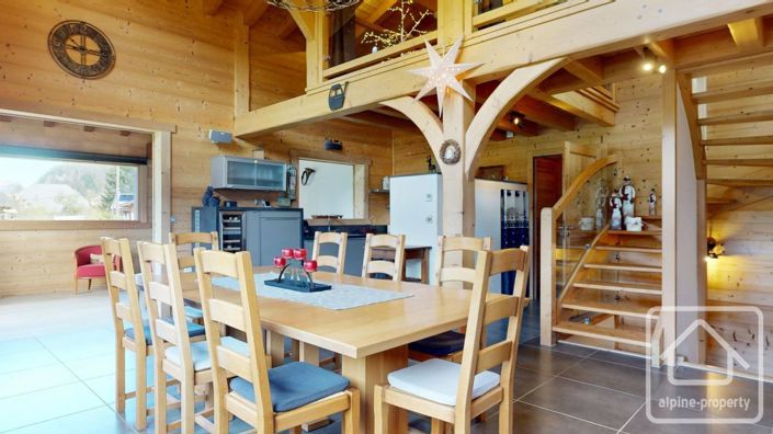 Image No.13-3 Bed Property for sale