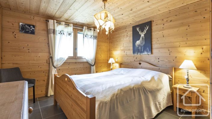 Image No.28-3 Bed Property for sale