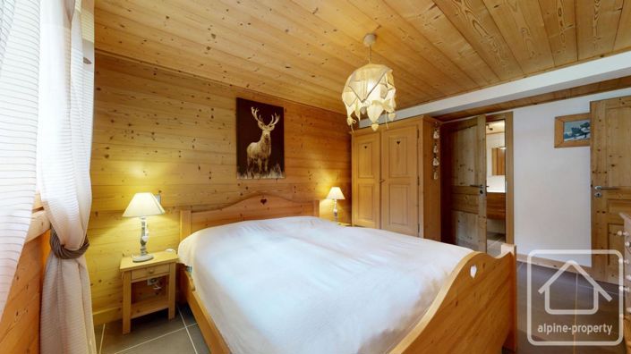 Image No.29-3 Bed Property for sale