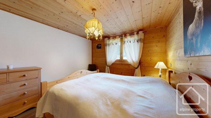 Image No.30-3 Bed Property for sale