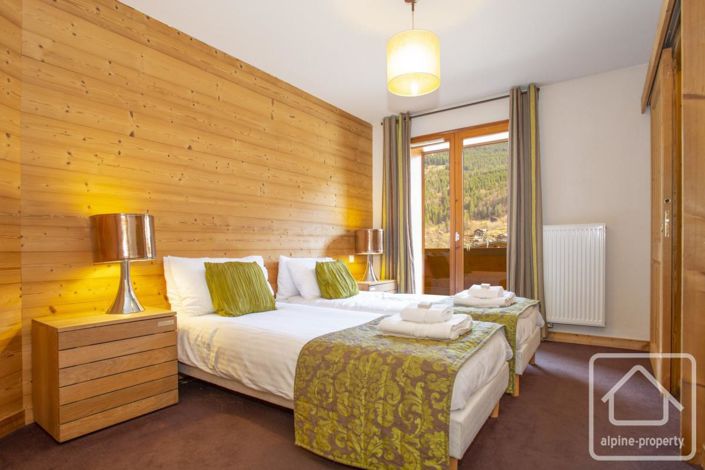 Image No.14-2 Bed Apartment for sale