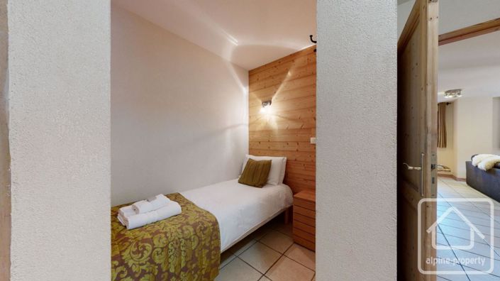 Image No.20-2 Bed Apartment for sale