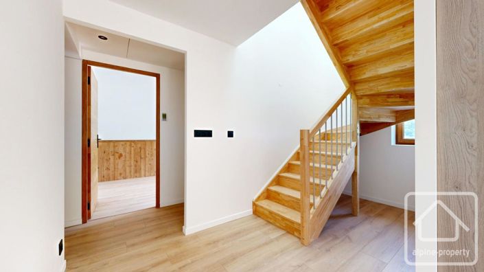 Image No.14-3 Bed Apartment for sale