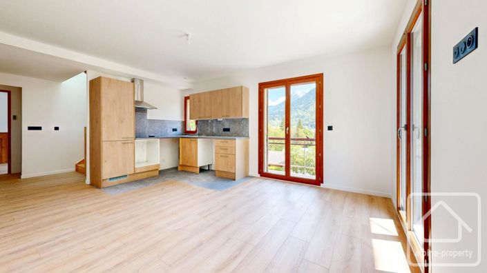 Image No.9-3 Bed Apartment for sale