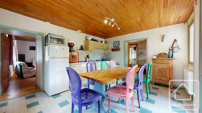 Image No.12-2 Bed Property for sale