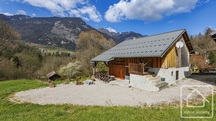 Image No.4-2 Bed Property for sale