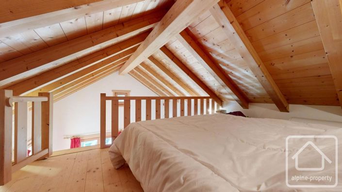 Image No.18-2 Bed Property for sale