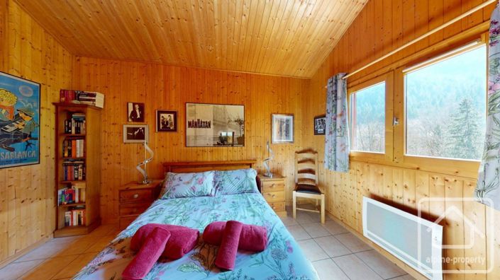 Image No.13-6 Bed Property for sale