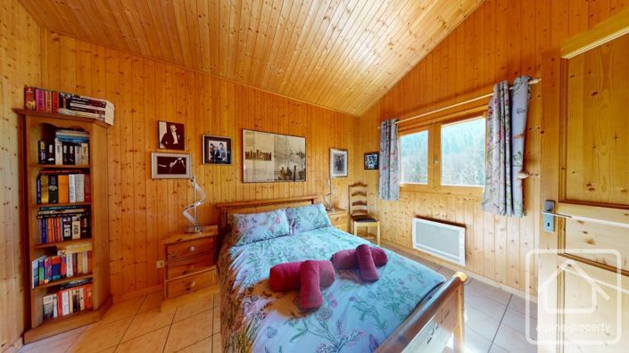 Image No.15-6 Bed Property for sale