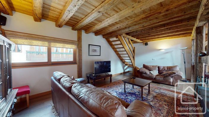 Image No.16-7 Bed Property for sale