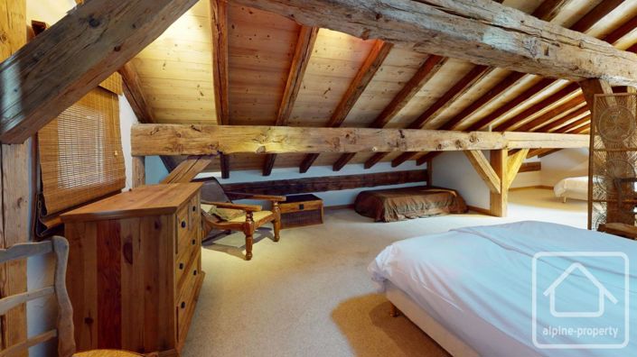 Image No.29-7 Bed Property for sale