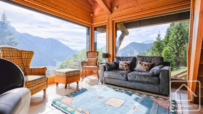 Image No.30-7 Bed Property for sale