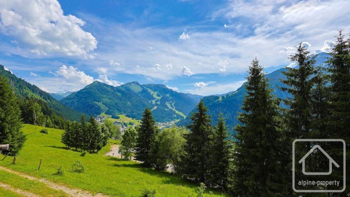 Image No.9-7 Bed Property for sale