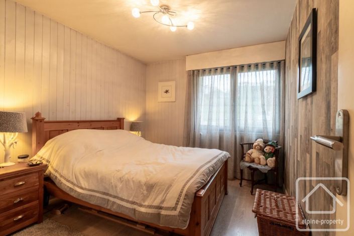 Image No.12-2 Bed Apartment for sale