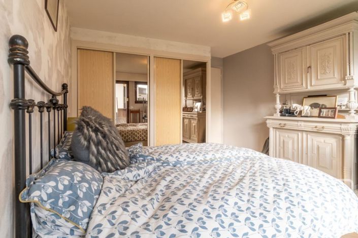 Image No.18-2 Bed Apartment for sale