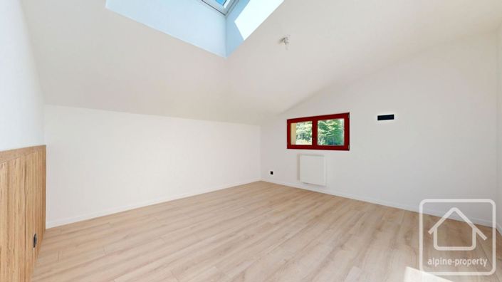 Image No.19-4 Bed Apartment for sale