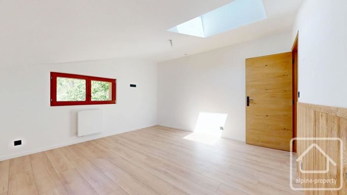 Image No.21-4 Bed Apartment for sale