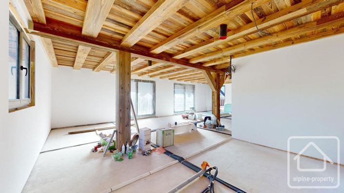 Image No.14-4 Bed Property for sale