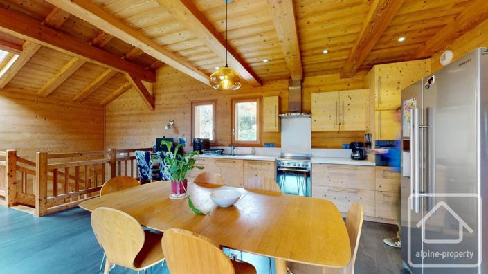 Image No.19-7 Bed Property for sale