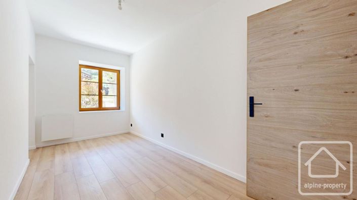 Image No.21-2 Bed Apartment for sale