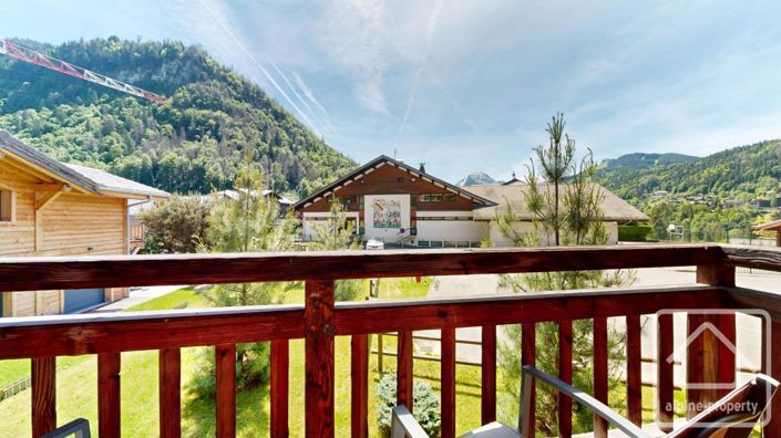 Image No.30-7 Bed Property for sale