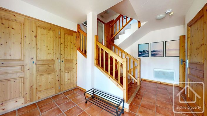 Image No.34-7 Bed Property for sale