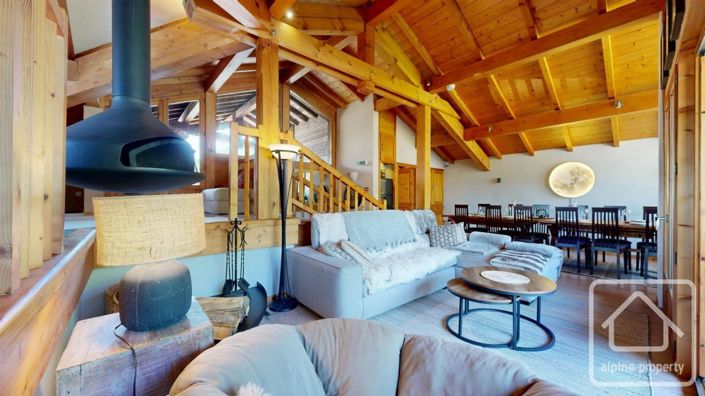 Image No.6-7 Bed Property for sale