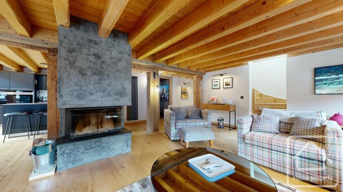 Image No.13-7 Bed Property for sale