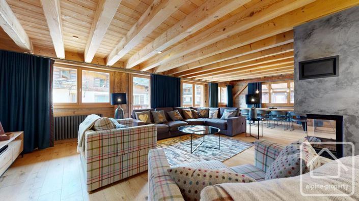 Image No.7-7 Bed Property for sale