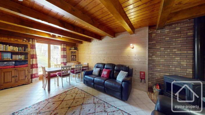 Image No.13-3 Bed Property for sale