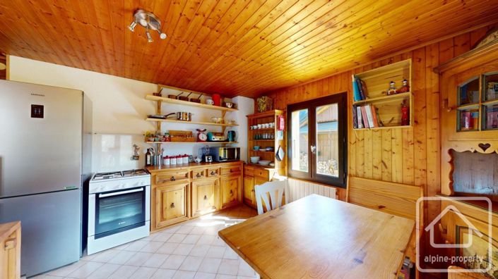 Image No.15-3 Bed Property for sale