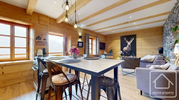 Image No.18-7 Bed Property for sale